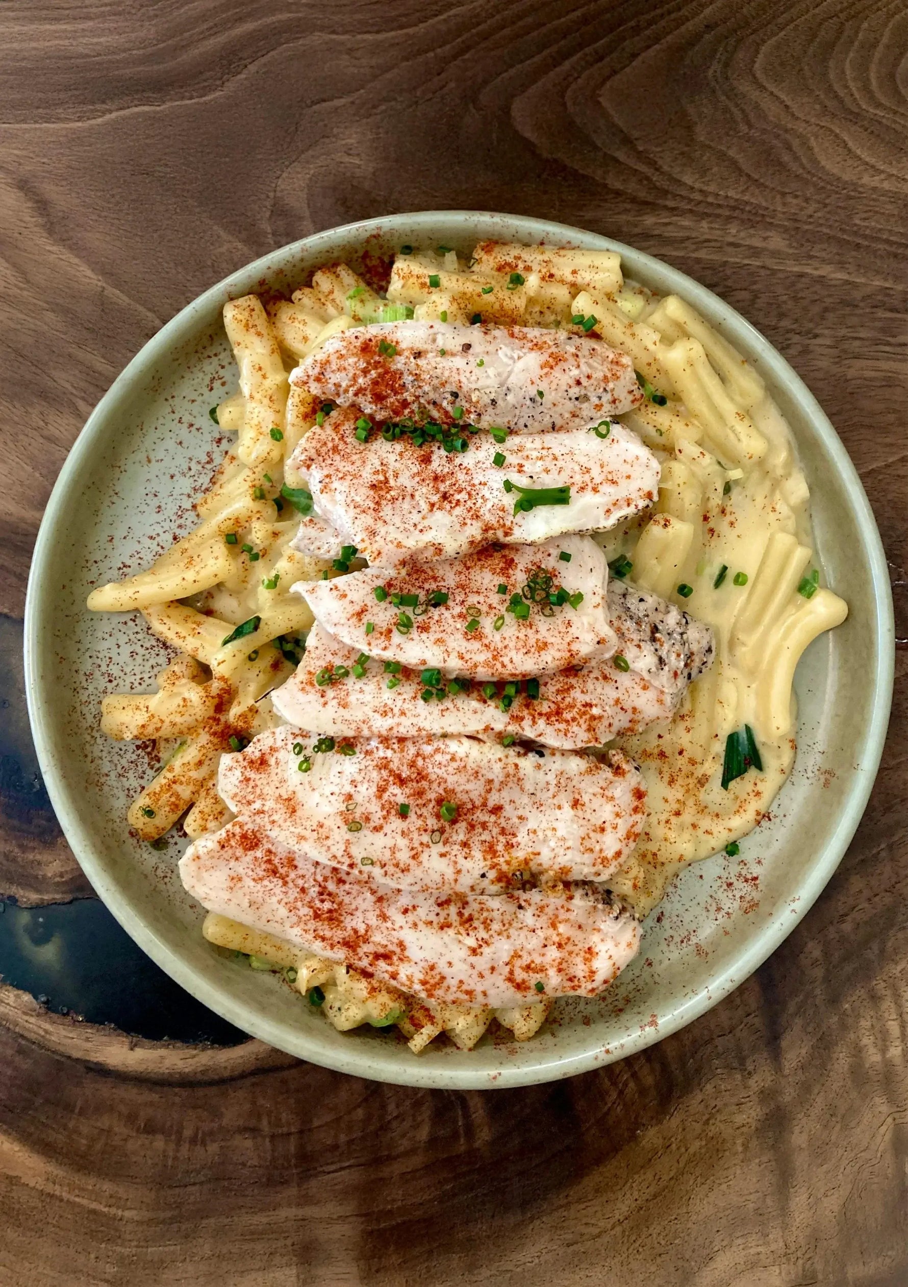 Ein Pastagericht angereichert mit ätherischem Oreganol und weiteren Gewürzen.