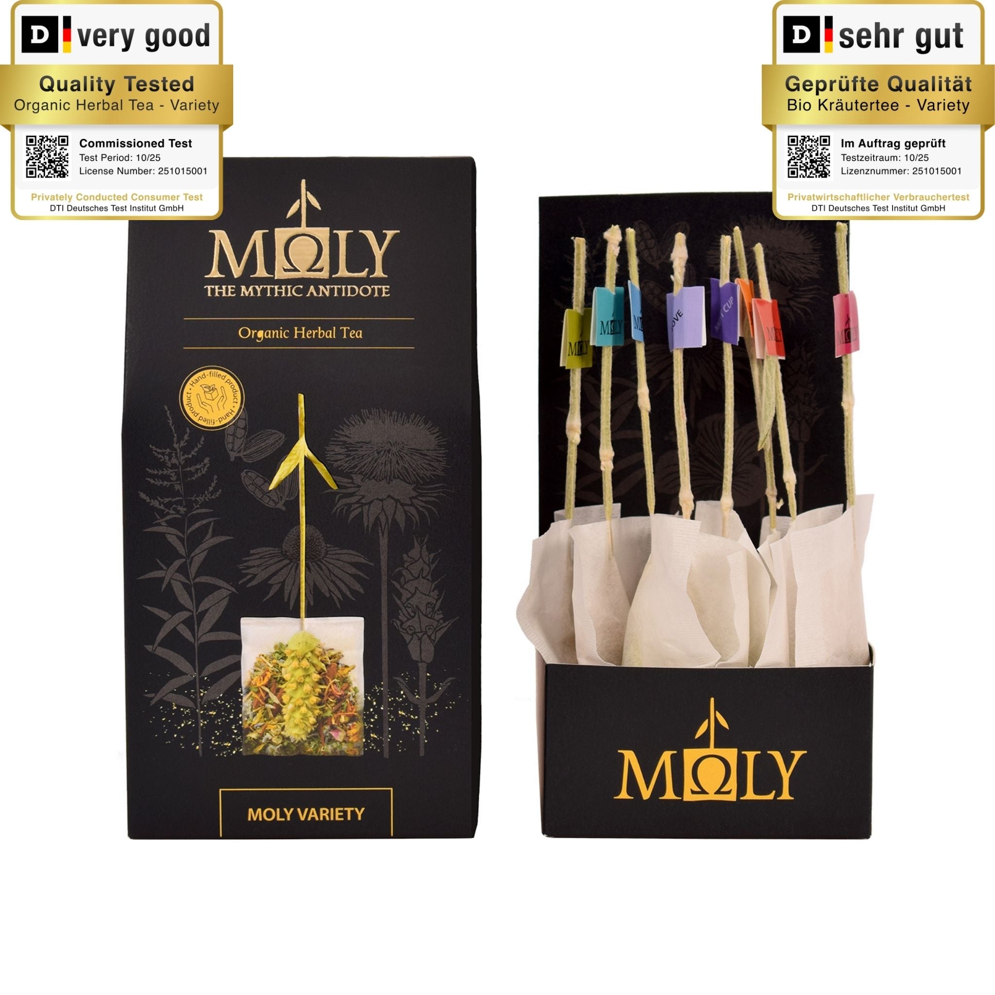 Eine schwarze Verpackung des MOLY VARIETY BIO sowie aufgedruckten Pflanzen. Zentral ist Bild aufgedruckt, welches einen Teebeutel mit Inhalt zeigt aus dem der Stengel der Sideritis scardia (griechischer Bergtee) herausragt. Daneben ist der Inhalt der Verpackung zu sehen, der aus zehn einzelnen Teebeuteln mit jeweils einem Sideritis-Stengel besteht.