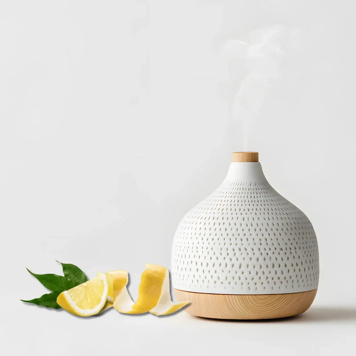 Ein Diffusor mit ätherischem Zitronenöl bio von Anthos Botanicals.